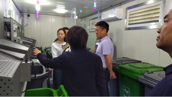 華展貓先生，小區(qū)垃圾房安裝在什么位置合理，智能垃圾房