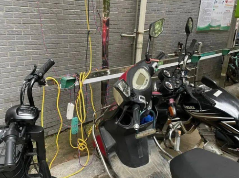 電單車充電樁，智能無線充電樁，智能掃碼電動自行車充電樁廠家