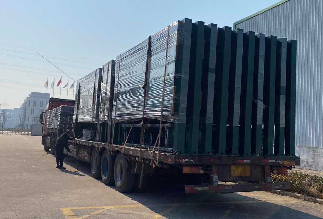 華展公交候車亭，公交站臺生產(chǎn)廠家