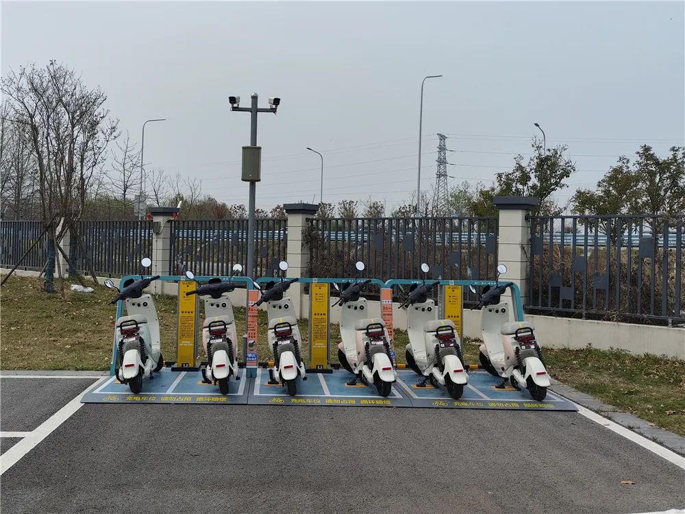 電動(dòng)車(chē)自行車(chē)無(wú)線(xiàn)充電，兩輪車(chē)無(wú)線(xiàn)充電，電動(dòng)車(chē)無(wú)線(xiàn)充電設(shè)備，兩輪電動(dòng)車(chē)無(wú)線(xiàn)充電樁